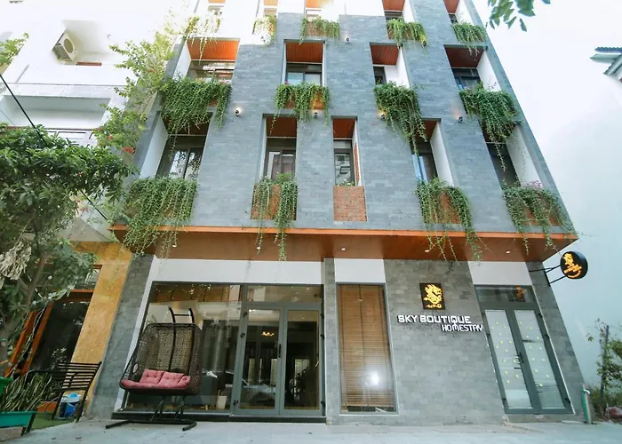 Sky Boutique Hotel & Apartment Managed By Rhm Group